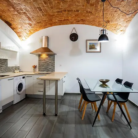El Castuo Centro Historico Con Parking Gratuito Apartment Caces